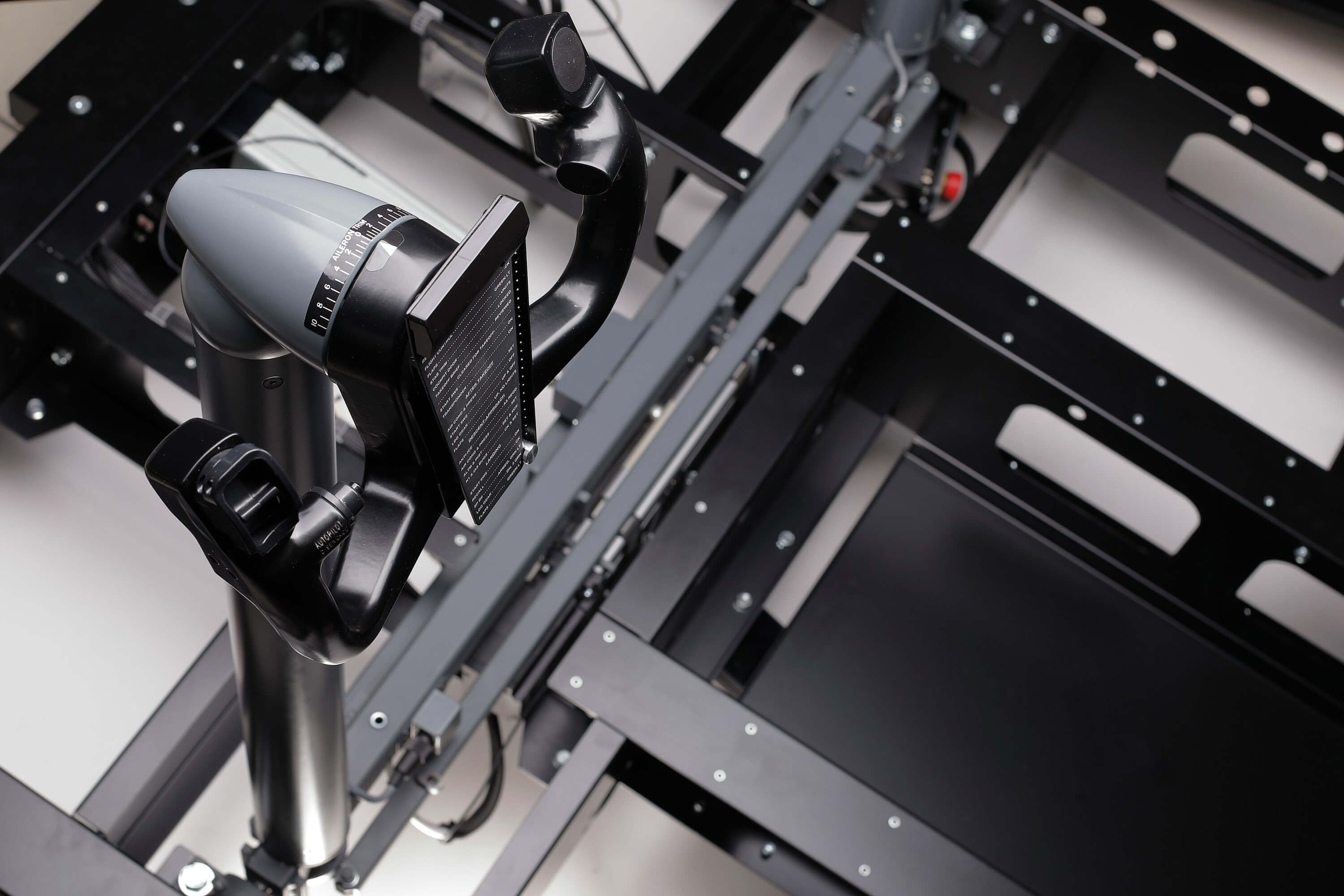 737NG Floorstand + Yoke PRO with Control Loading PM Flight Simulator