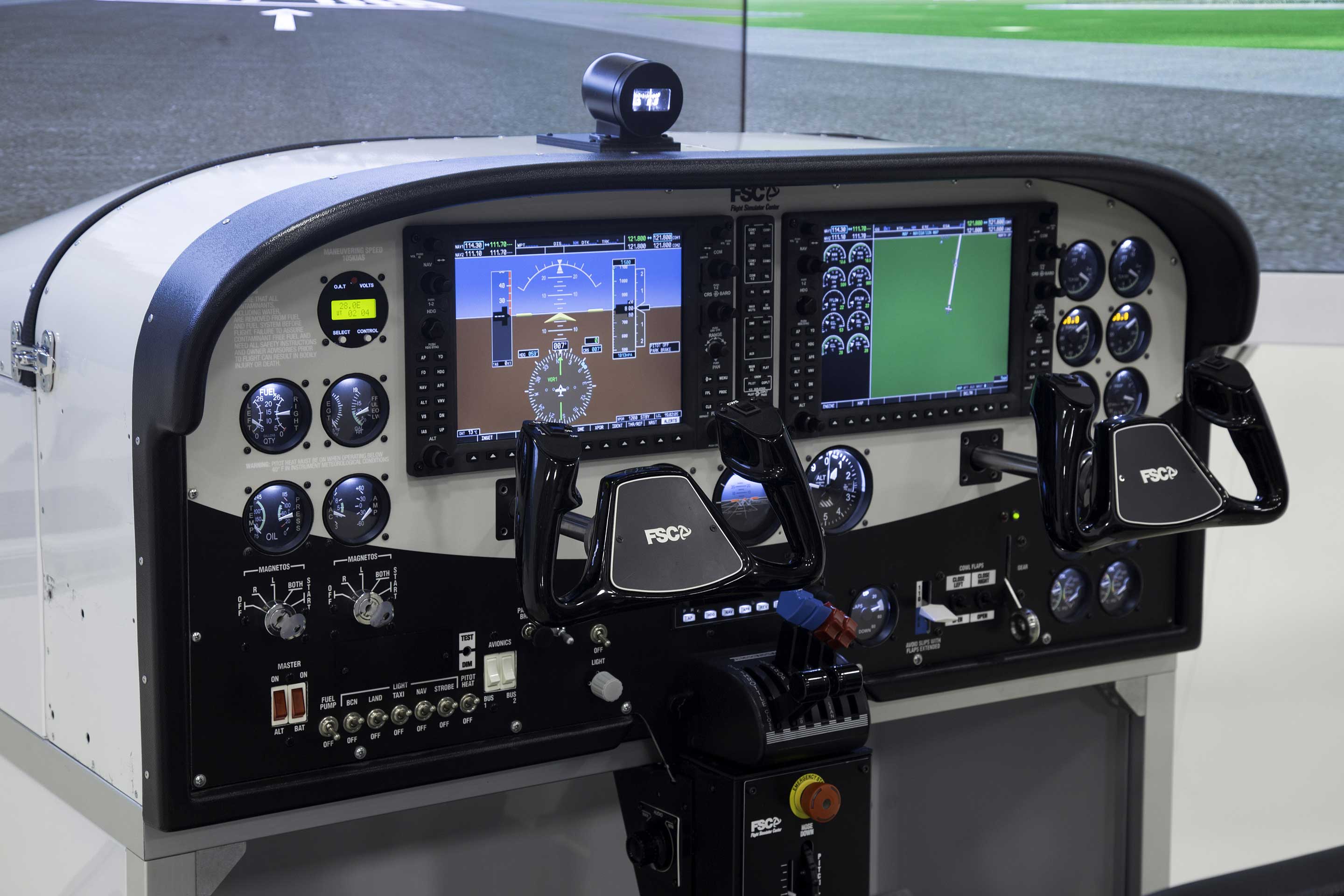 MTGS332 V55 C172 Passive Flight Simulator Center
