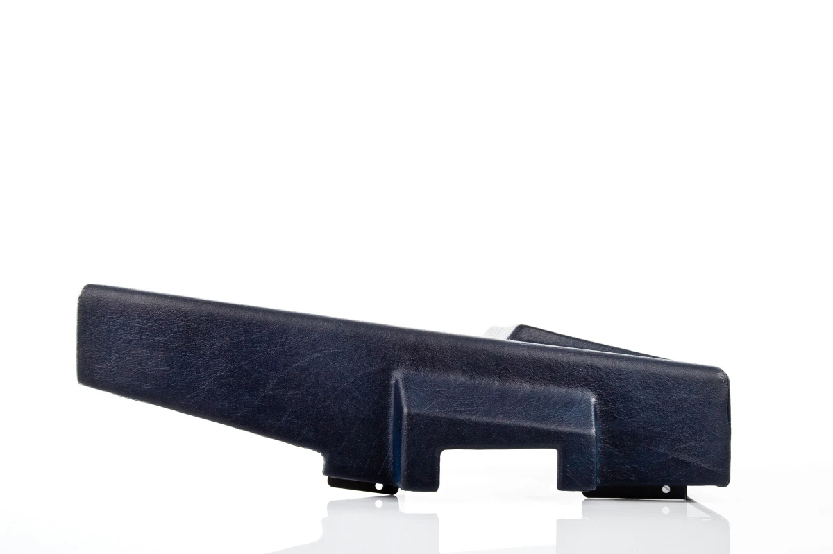 FSC A320 cabinet cpt top rubber front