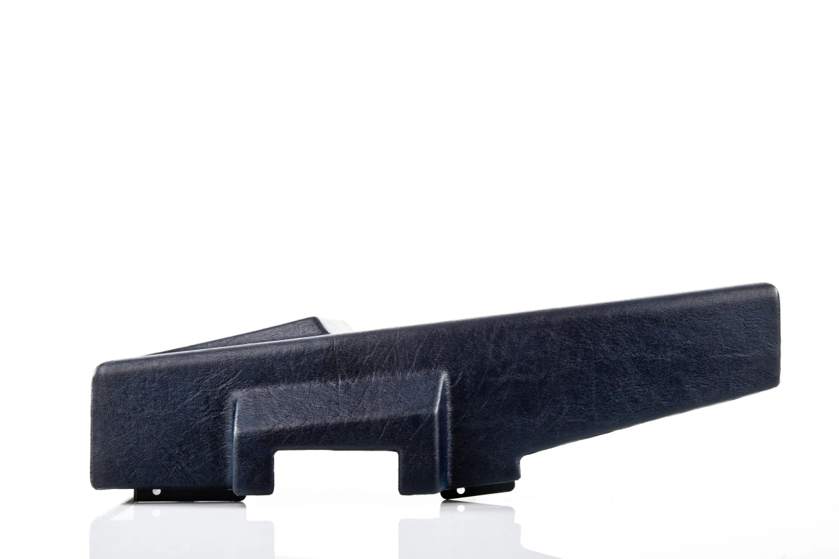 FSC A320 cabinet FO top rubber front