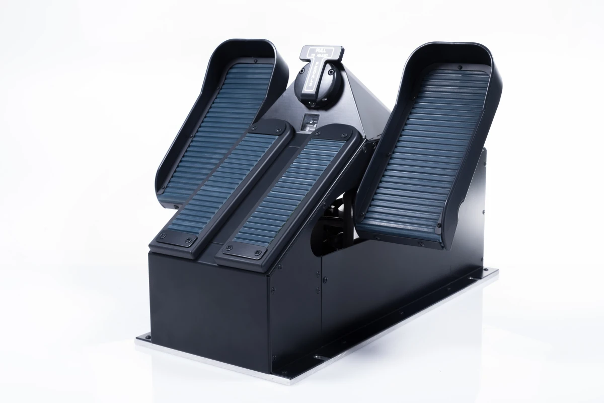 FSC A320 rudder pedals above cpt front main