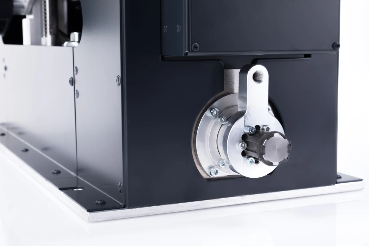 FSC A320 rudder pedals above cpt shaft