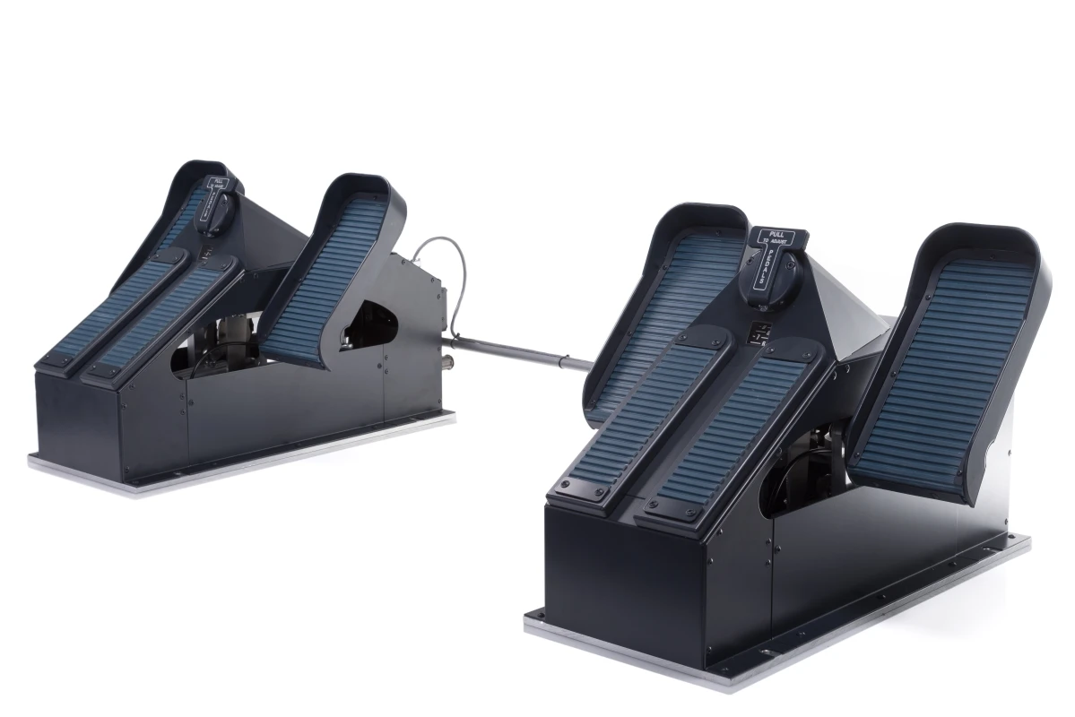 FSC A320 rudder pedals first officer and captain above front view 34 both pedals linked