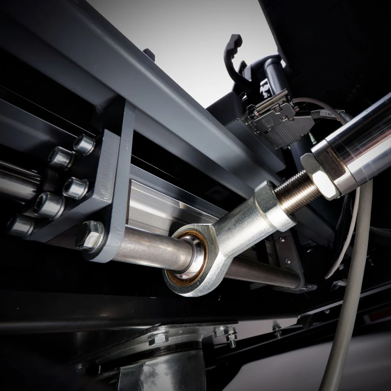 FSC B737 floorstand and control loading pitch piston