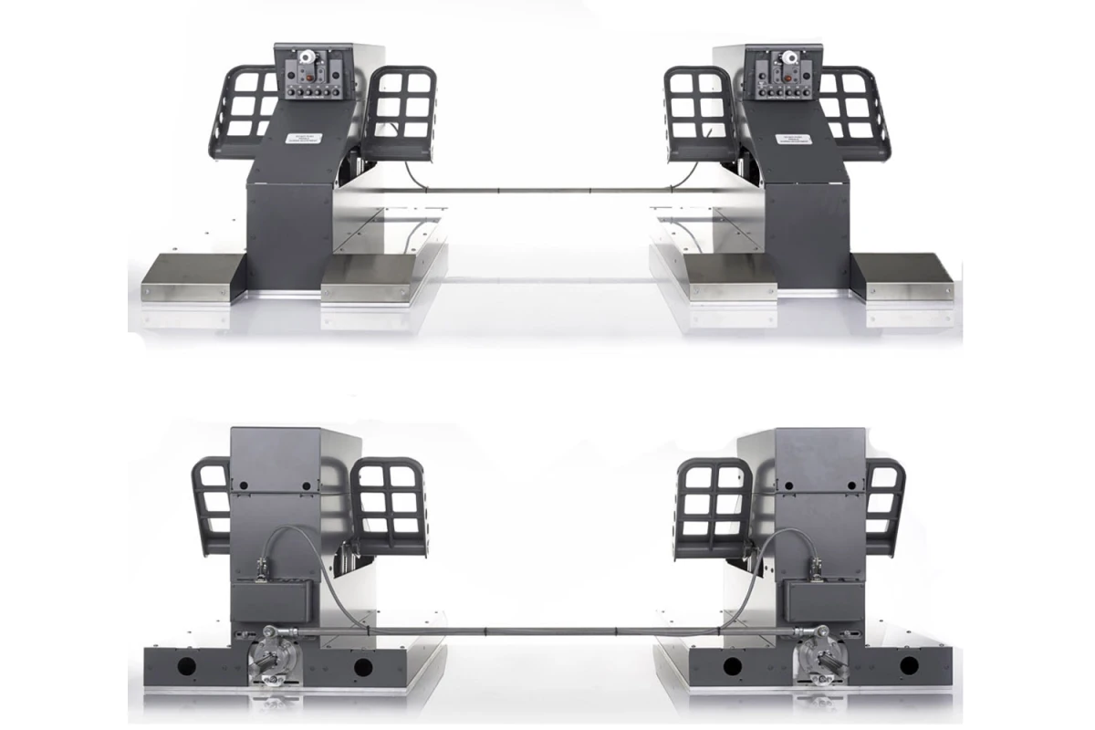 FSC B737 rudder pedals captain connection with first officer