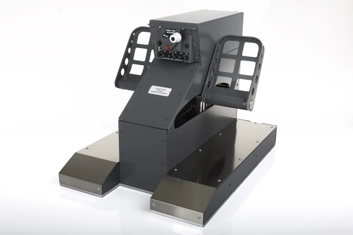 FSC B737 rudder pedals captain side main