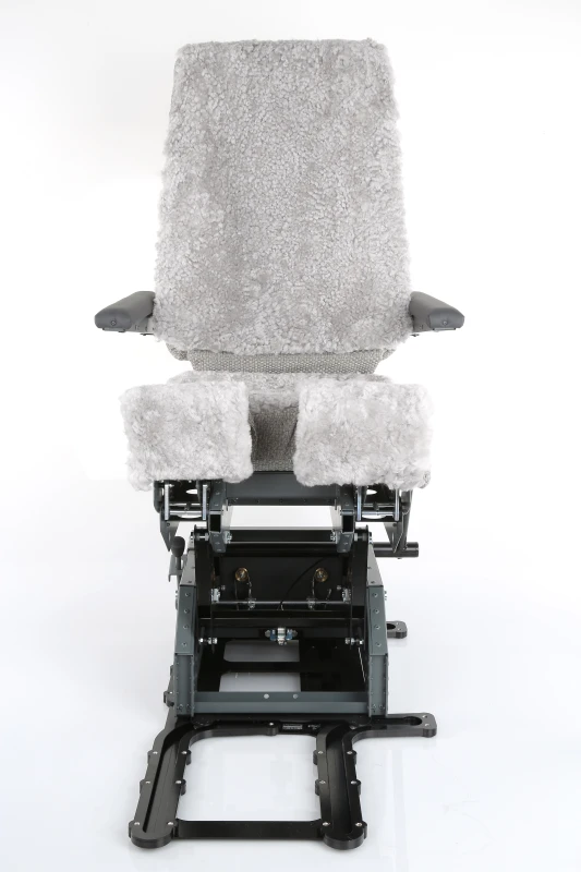 FSC B737 seat with jrails cpt armrests in position front view