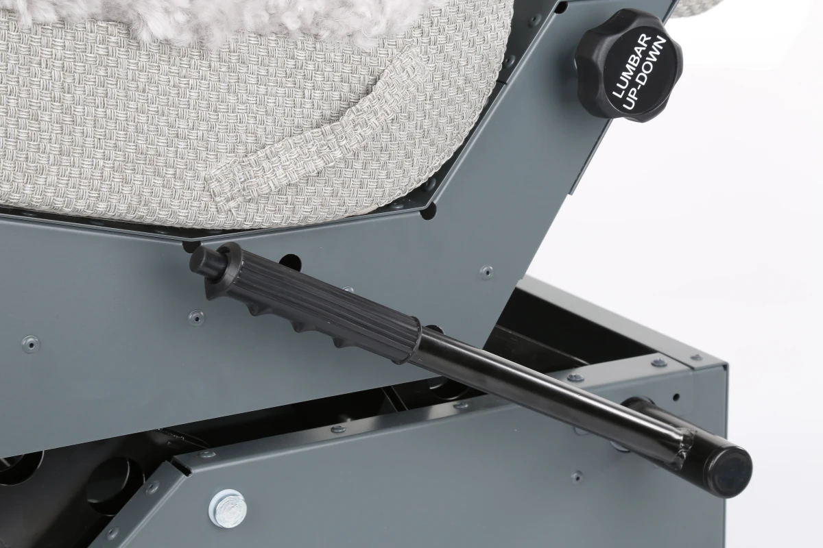 FSC B737 seat with jrails cpt lift lever detail
