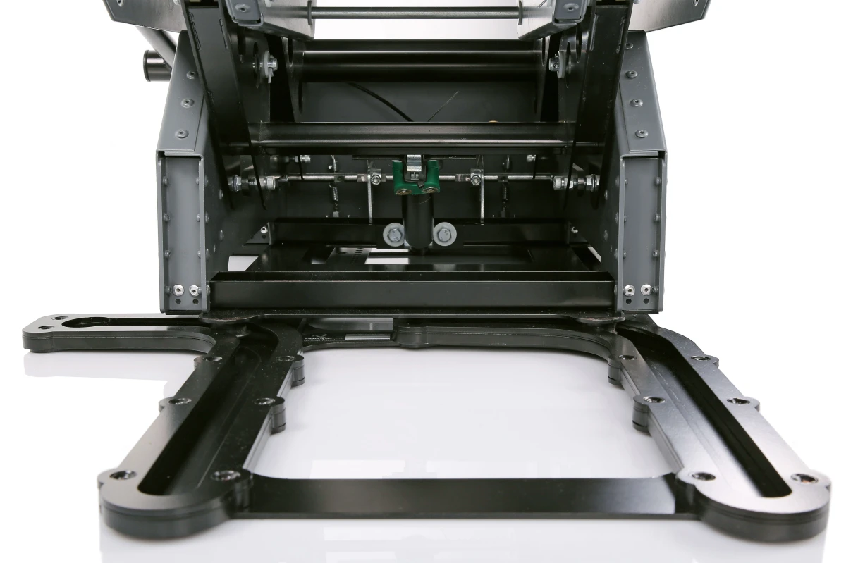 FSC B737 seat with jrails fo piston detail