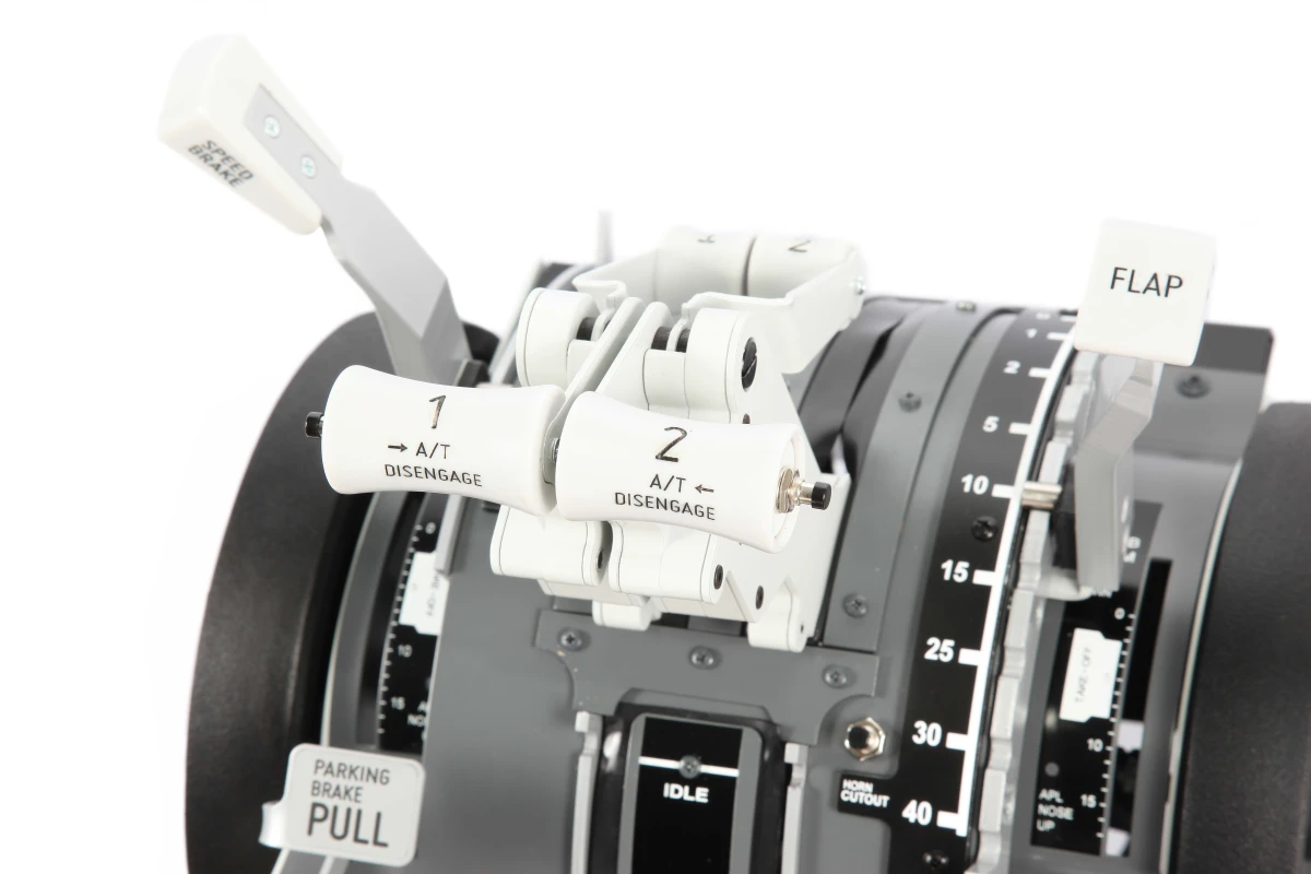 FSC B737NG TQ PRO metal thrust levers down
