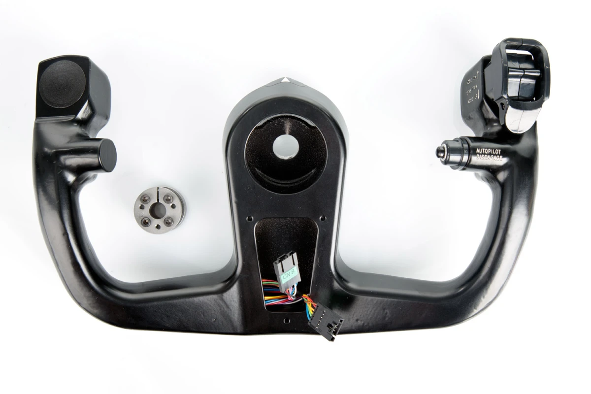 FSC B737 Yoke Control Wheel FO Overview