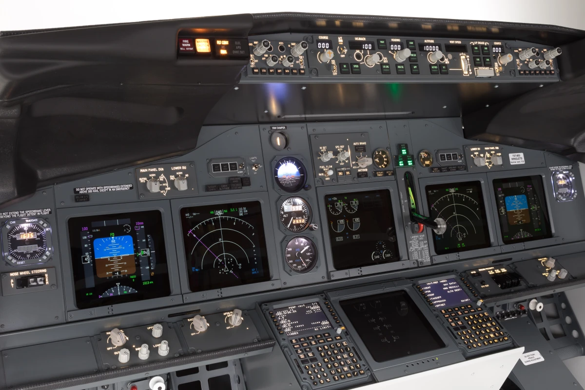 FSC B737NG MIP pro with MCP EFIS and avionics panels