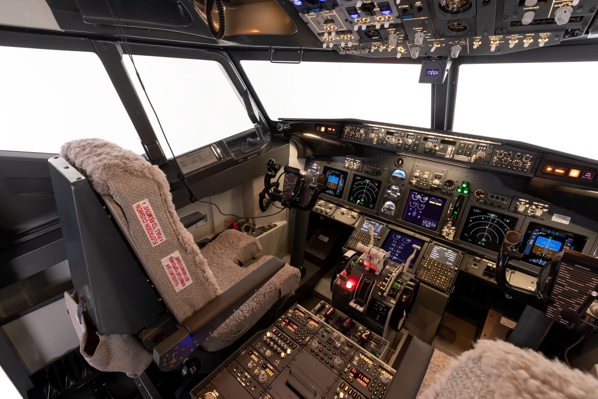 FSC B737NG turnkey professional simulator advanced flight model