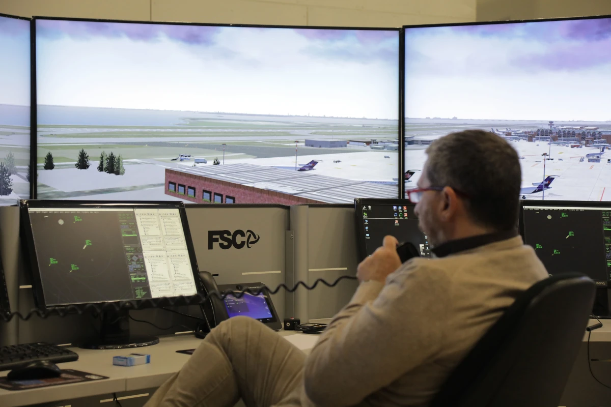 FSC FISO ATC simulator air traffic control simulation arena with 5 monitors