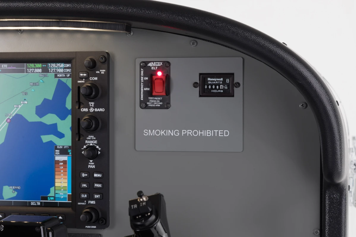 FSC MTGS332 cessna C182 general aviation  ELT switch and counter 