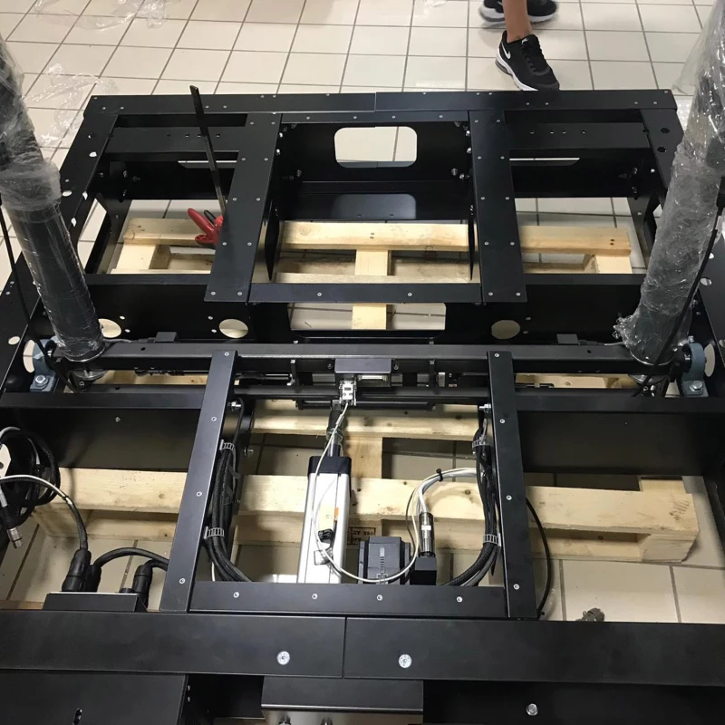 Dual yoke with control loading installed in the little floor