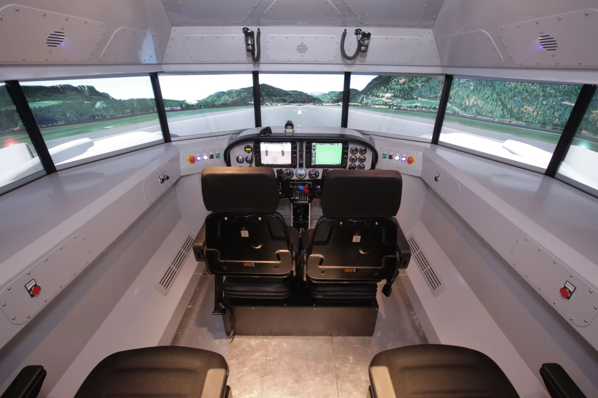 FSC news 6DOF Full Motion inside the cockpit General Aviation G1000